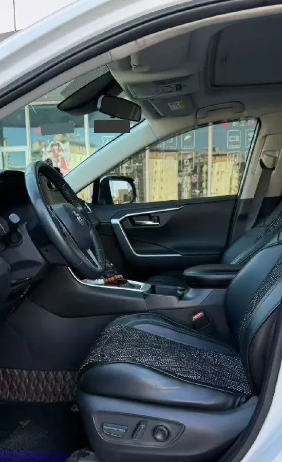 2022 Toyota Wildlander 2.0L 171HP L4 CVT,autocango,china used car exporter,china ev exporter,chinese used car exporter,chinese used ev exporter