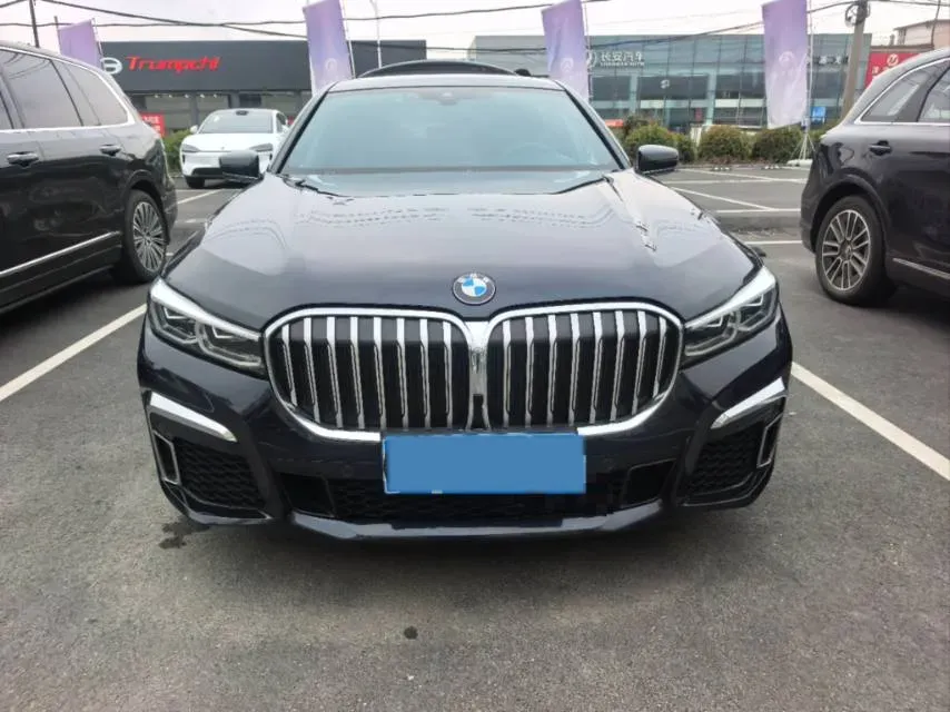 2019 BMW 7 Series 3.0T 340HP L6 8AT,autocango,china used car exporter,china ev exporter,chinese used car exporter,chinese used ev exporter