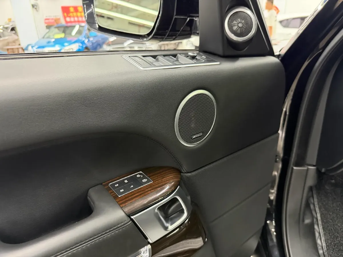 2016 Land Rover Range Rover Evoque 2.0T 241HP L4 9AT,autocango,china used car exporter,china ev exporter,chinese used car exporter,chinese used ev exporter