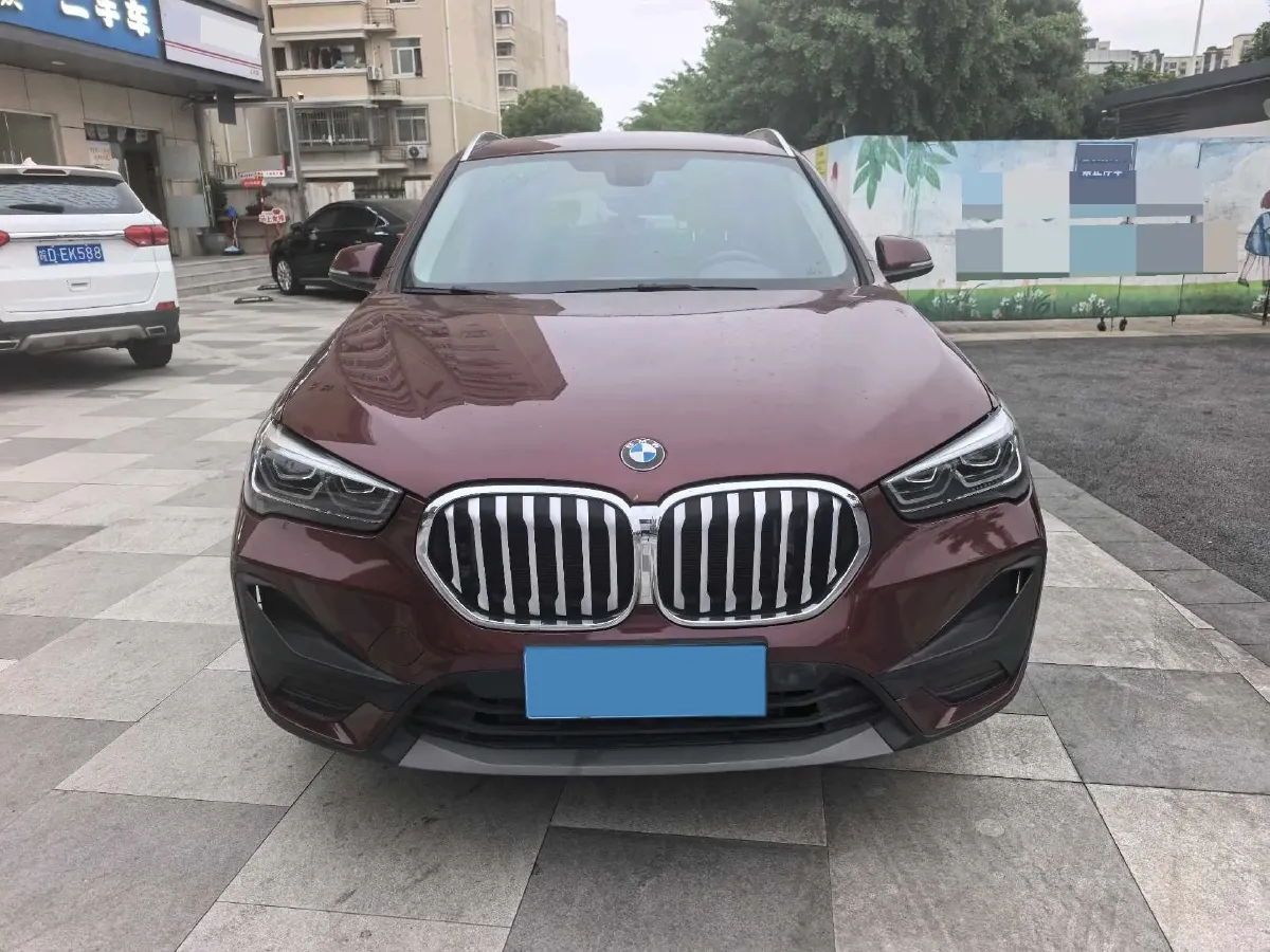 2020 BMW X1 1.5T 140HP L3 7DCT,autocango,china used car exporter,china ev exporter,chinese used car exporter,chinese used ev exporter