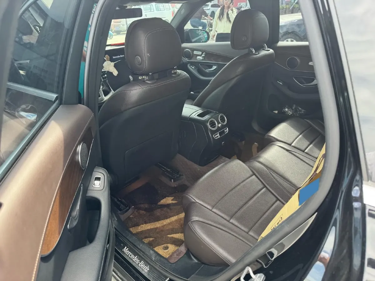 2022 Mercedes-Benz GLC Class 2.0T 258HP L4 9AT,autocango,china used car exporter,china ev exporter,chinese used car exporter,chinese used ev exporter
