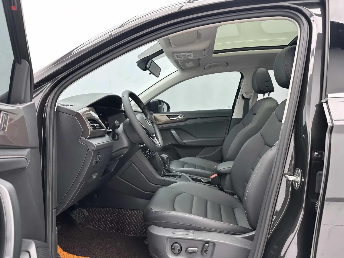 2022 Volkswagen Tharu 1.4T 150HP L4 7DCT,autocango,china used car exporter,china ev exporter,chinese used car exporter,chinese used ev exporter