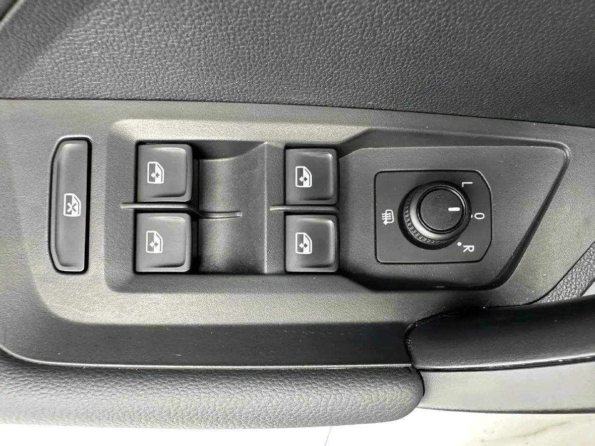 2022 Volkswagen Tharu 1.4T 150HP L4 7DCT,autocango,china used car exporter,china ev exporter,chinese used car exporter,chinese used ev exporter