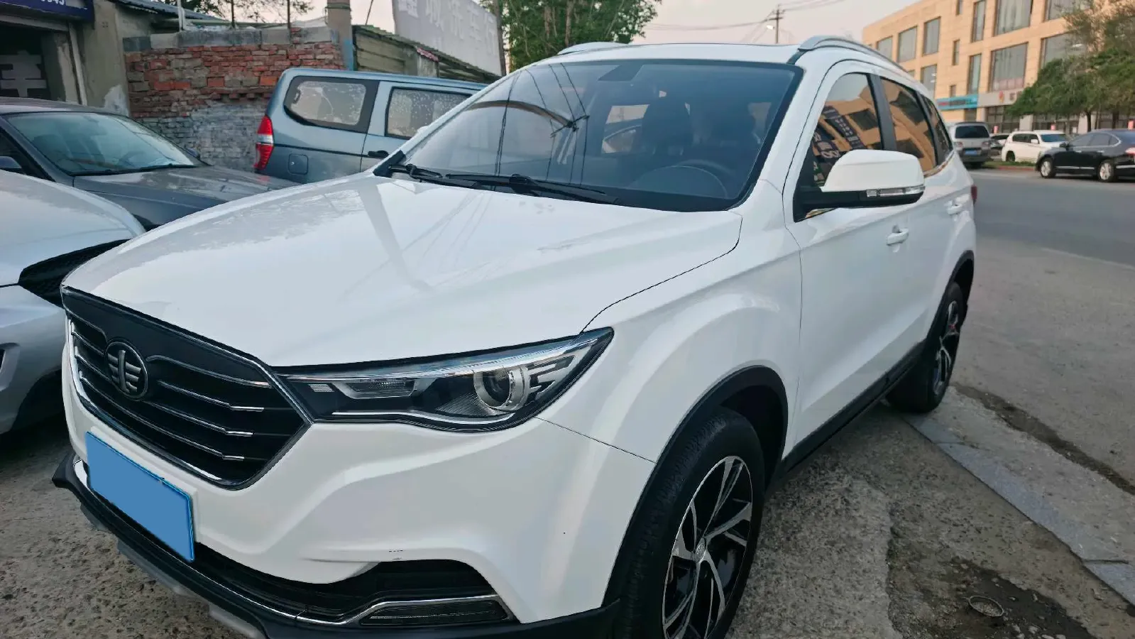 2019 Bestune X40 1.6L 114HP L4 5MT,autocango,china used car exporter,china ev exporter,chinese used car exporter,chinese used ev exporter