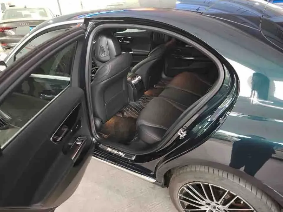 2024 Mercedes-Benz C Class 1.5T 204HP L4 9AT,autocango,china used car exporter,china ev exporter,chinese used car exporter,chinese used ev exporter