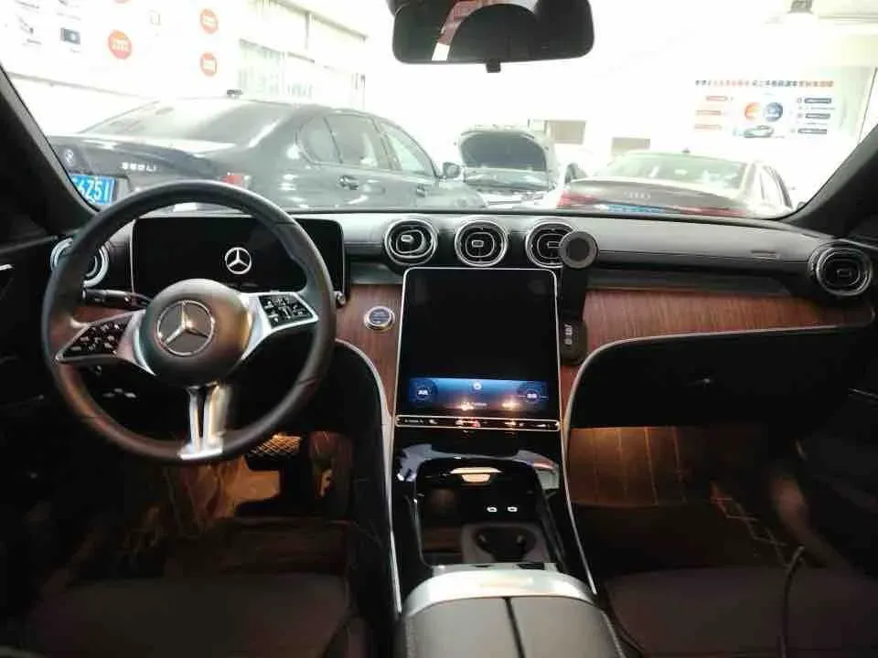 2024 Mercedes-Benz C Class 1.5T 204HP L4 9AT,autocango,china used car exporter,china ev exporter,chinese used car exporter,chinese used ev exporter