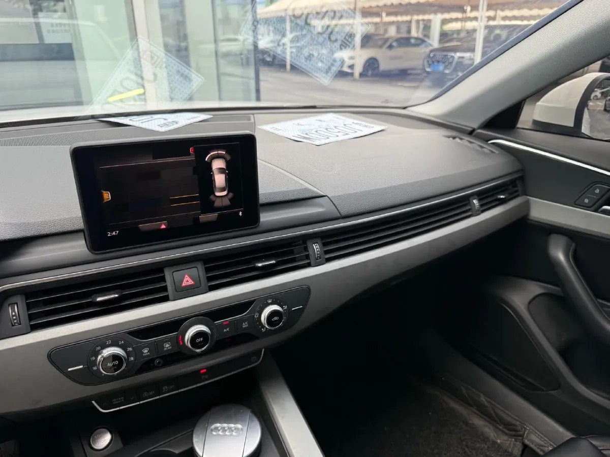 2019 Audi A4L 2.0T 190HP L4 7DCT,autocango,china used car exporter,china ev exporter,chinese used car exporter,chinese used ev exporter