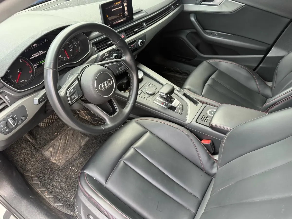 2019 Audi A4L 2.0T 190HP L4 7DCT,autocango,china used car exporter,china ev exporter,chinese used car exporter,chinese used ev exporter