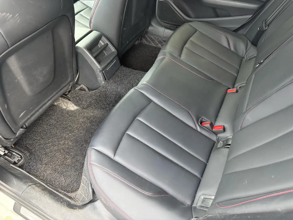 2019 Audi A4L 2.0T 190HP L4 7DCT,autocango,china used car exporter,china ev exporter,chinese used car exporter,chinese used ev exporter