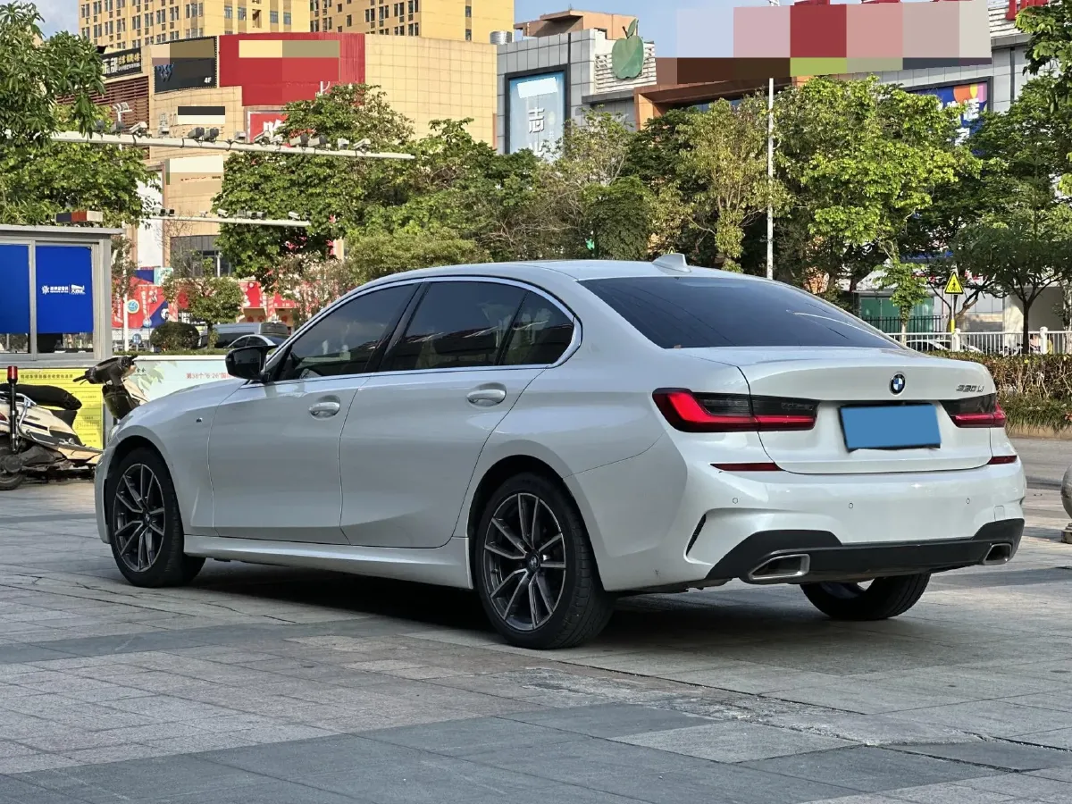 2022 BMW 3 Series 2.0T 156HP L4 8AT,autocango,china used car exporter,china ev exporter,chinese used car exporter,chinese used ev exporter