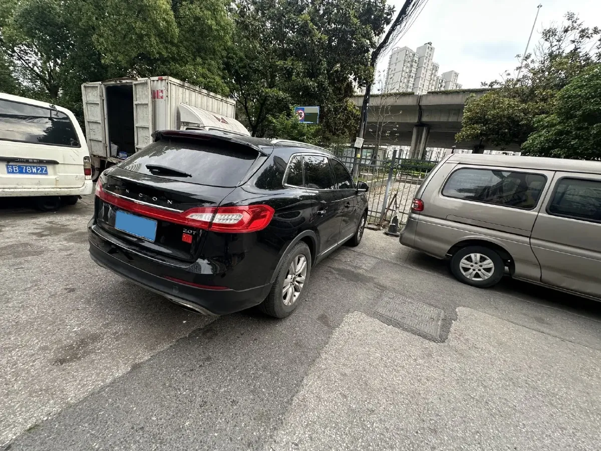 2018 Lincoln MKX 2.0T 253HP L4 6AT,autocango,china used car exporter,china ev exporter,chinese used car exporter,chinese used ev exporter