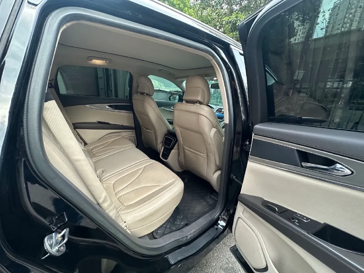 2018 Lincoln MKX 2.0T 253HP L4 6AT,autocango,china used car exporter,china ev exporter,chinese used car exporter,chinese used ev exporter