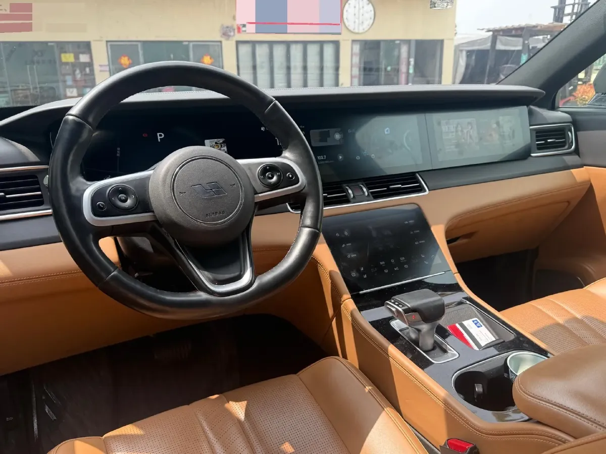 2020 Li ONE Range Extended 131HP REEV 40.5KWH,autocango,china used car exporter,china ev exporter,chinese used car exporter,chinese used ev exporter
