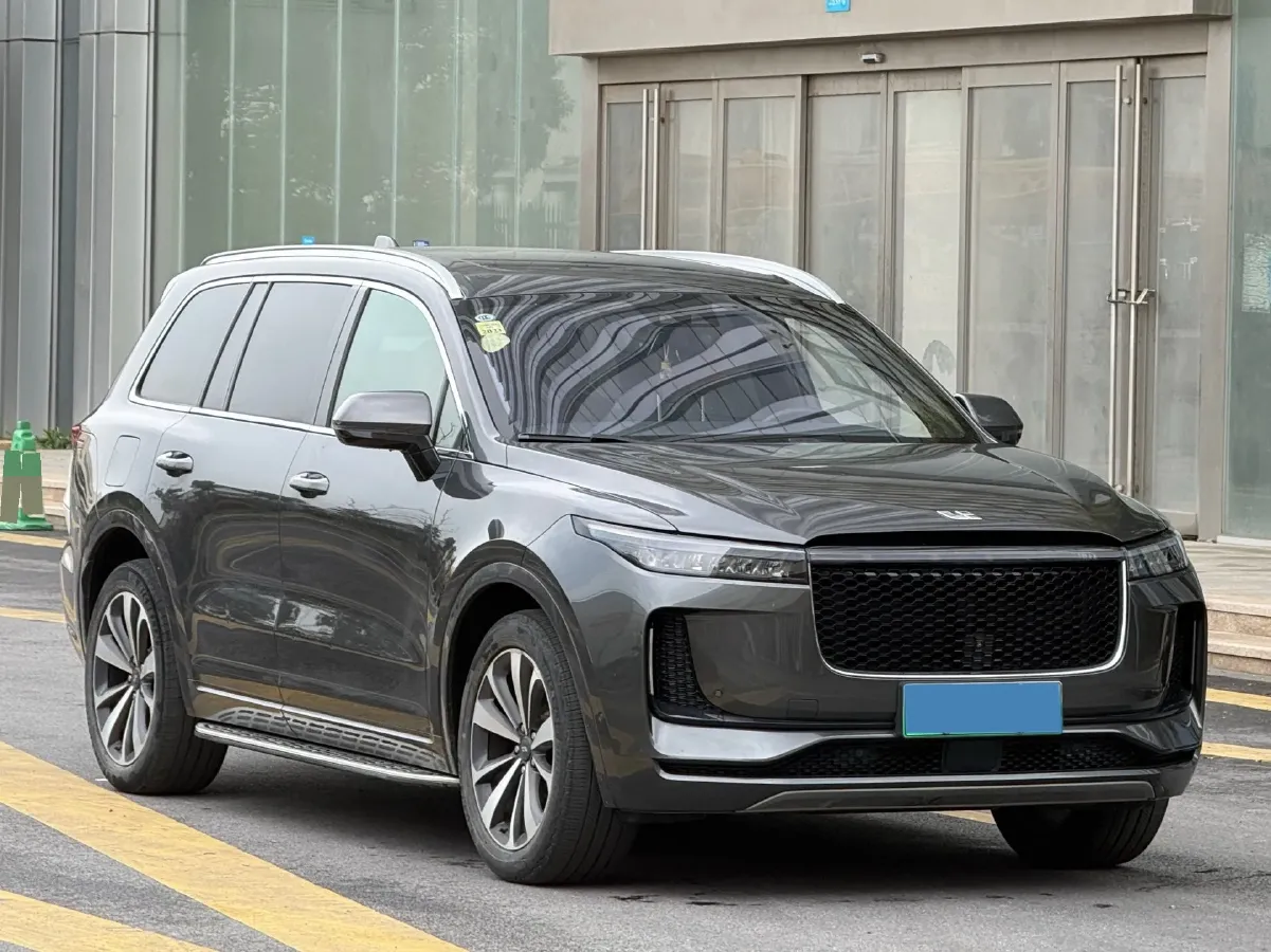 2020 Li ONE Range Extended 131HP REEV 40.5KWH,autocango,china used car exporter,china ev exporter,chinese used car exporter,chinese used ev exporter
