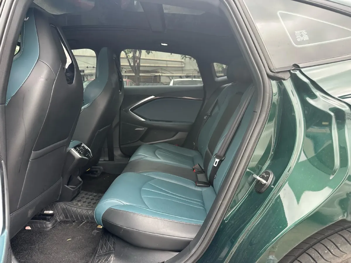 2023 MG 7 2.0T 261HP L4 9AT,autocango,china used car exporter,china ev exporter,chinese used car exporter,chinese used ev exporter