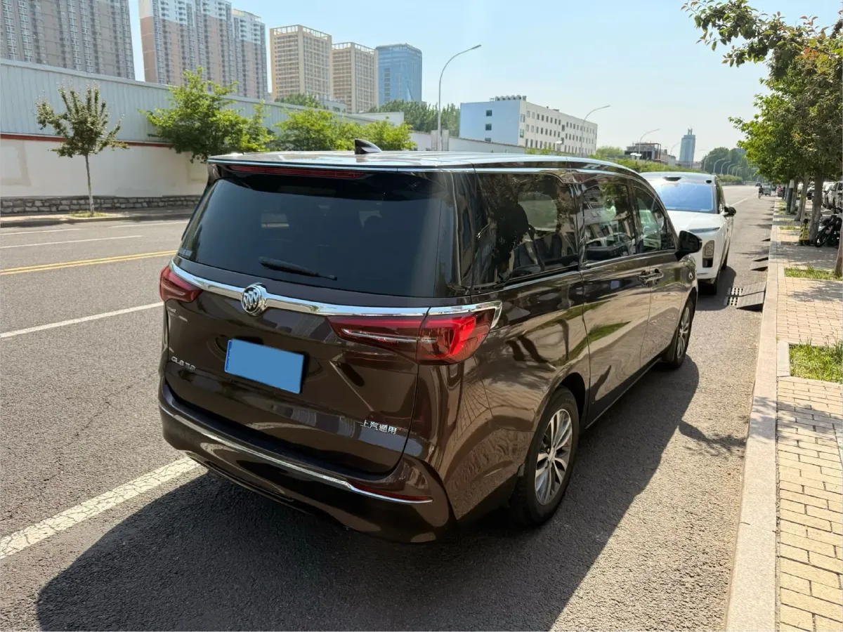 2021 Buick GL8 2.0T 237HP L4 9AT,autocango,china used car exporter,china ev exporter,chinese used car exporter,chinese used ev exporter