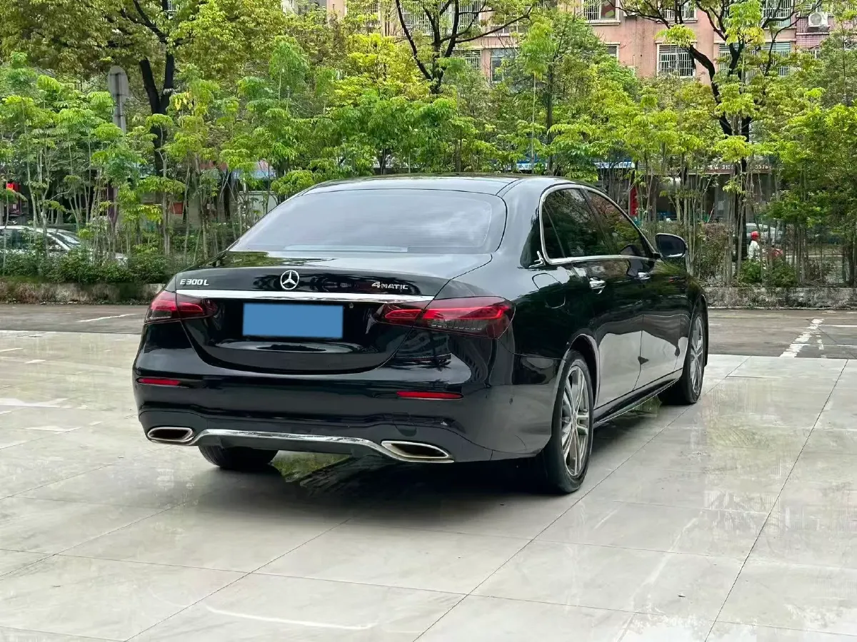 2021 Mercedes-Benz E Class 2.0T 197HP L4 9AT,autocango,china used car exporter,china ev exporter,chinese used car exporter,chinese used ev exporter