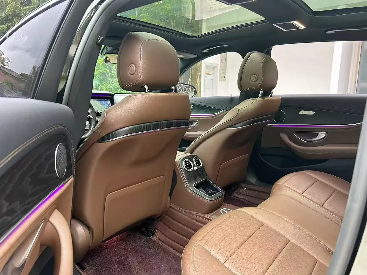 2021 Mercedes-Benz E Class 2.0T 197HP L4 9AT,autocango,china used car exporter,china ev exporter,chinese used car exporter,chinese used ev exporter