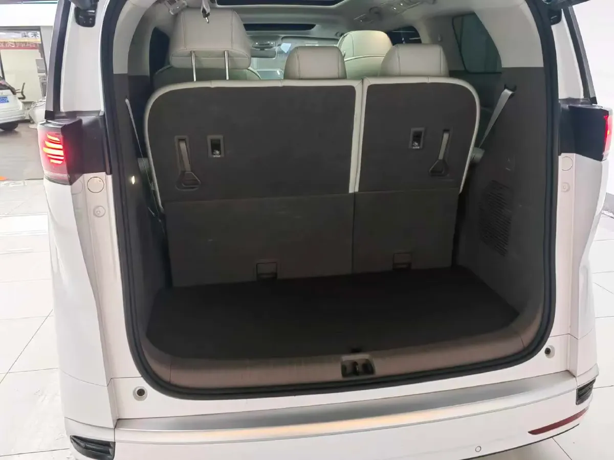 2022 HongQi HS7 3.0T 337HP V6 8AT,autocango,china used car exporter,china ev exporter,chinese used car exporter,chinese used ev exporter