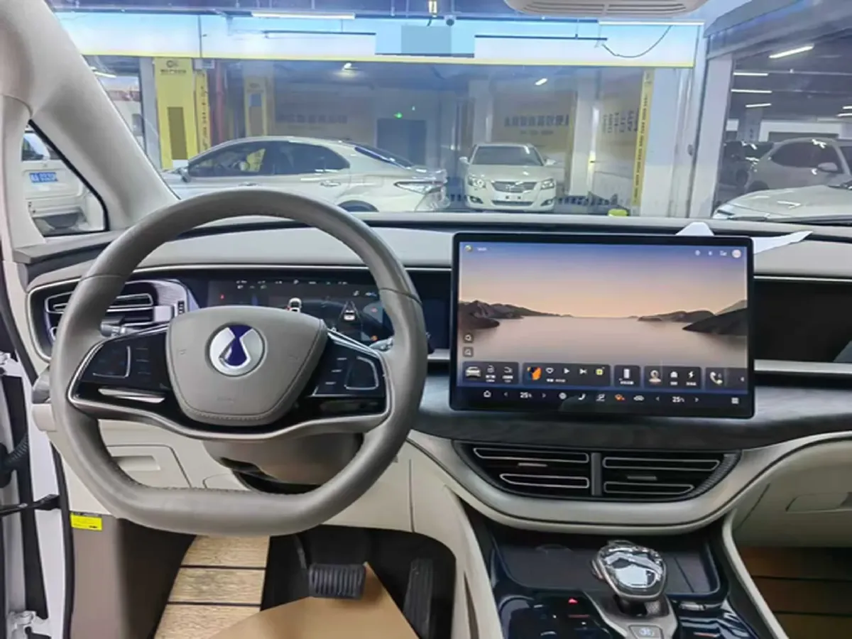 2022 HongQi HS7 3.0T 337HP V6 8AT,autocango,china used car exporter,china ev exporter,chinese used car exporter,chinese used ev exporter