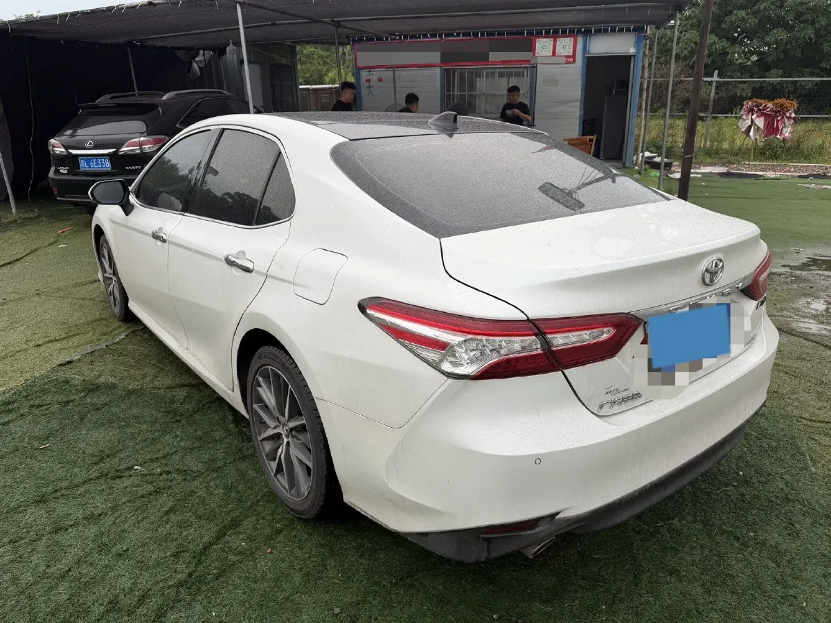 2021 Toyota Camry 2.5L 209HP L4 8AT,autocango,china used car exporter,china ev exporter,chinese used car exporter,chinese used ev exporter
