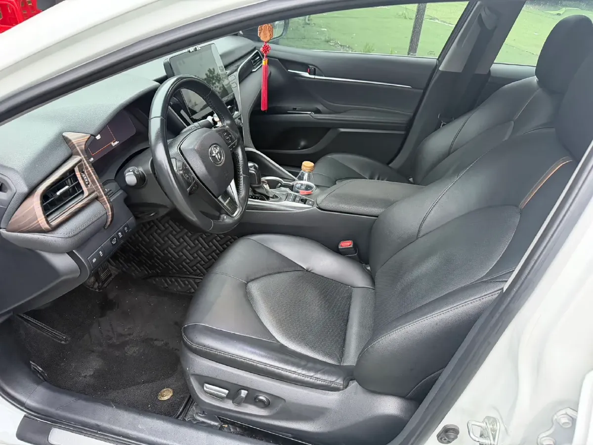 2021 Toyota Camry 2.5L 209HP L4 8AT,autocango,china used car exporter,china ev exporter,chinese used car exporter,chinese used ev exporter