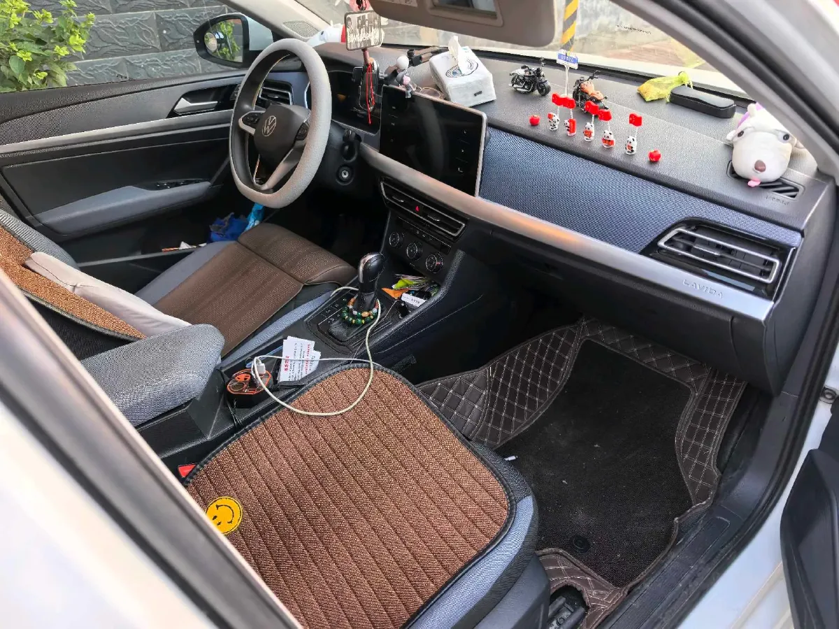 2023 Volkswagen Lavida 1.5L 113HP L4 6AT,autocango,china used car exporter,china ev exporter,chinese used car exporter,chinese used ev exporter