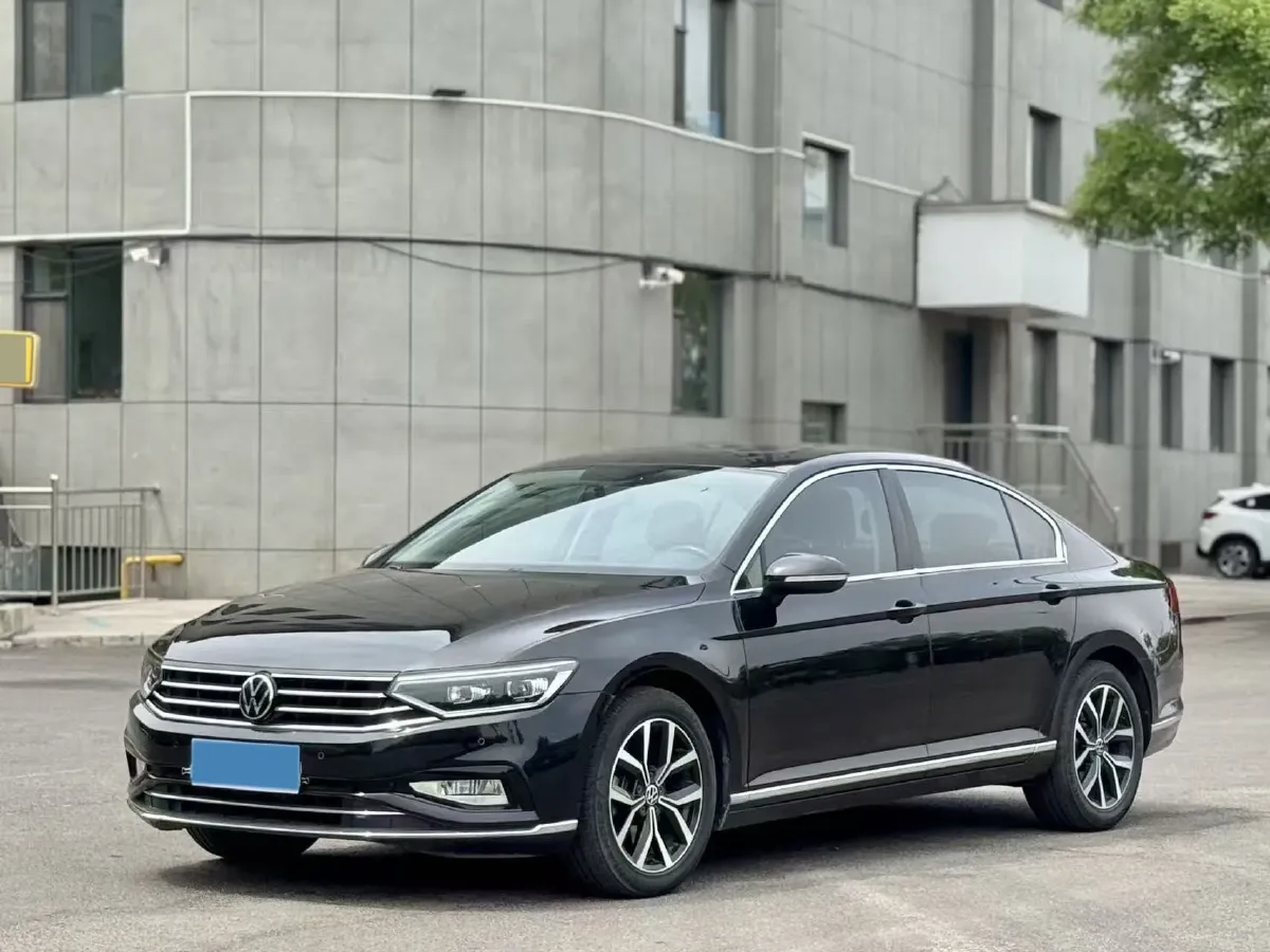 2020 Volkswagen Magotan 1.4T 150HP L4 7DCT,autocango,china used car exporter,china ev exporter,chinese used car exporter,chinese used ev exporter