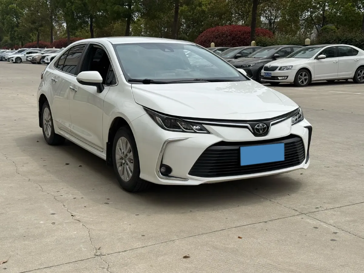 2021 Toyota Corolla 1.2T 116HP L4 CVT,autocango,china used car exporter,china ev exporter,chinese used car exporter,chinese used ev exporter