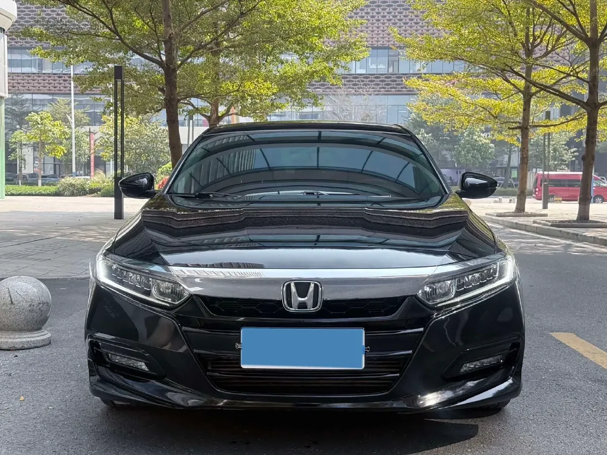 2018 Honda Accord 1.5T 194HP L4 CVT,autocango,china used car exporter,china ev exporter,chinese used car exporter,chinese used ev exporter