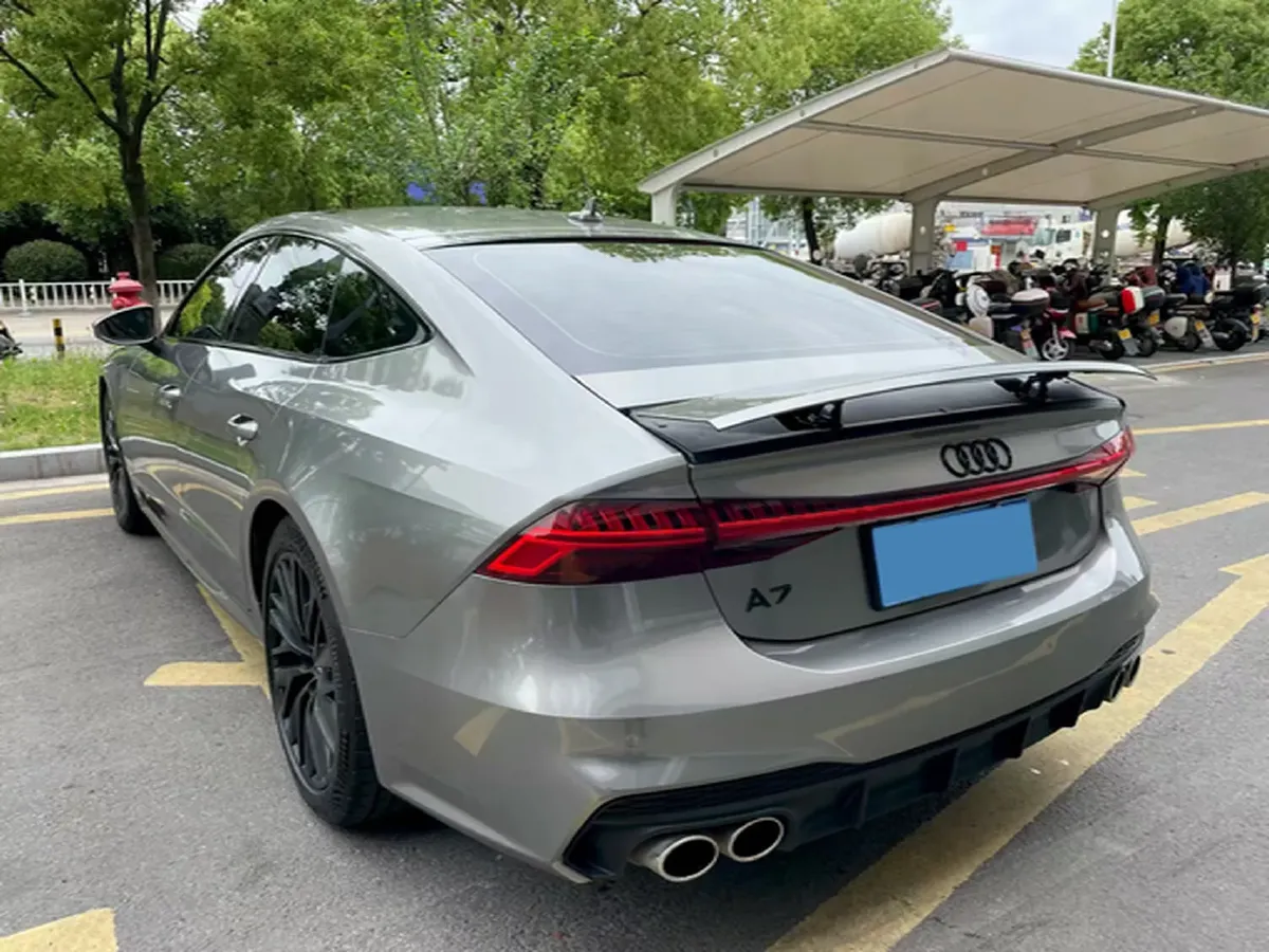 2021 Audi A7 2.0T 245HP L4 7DCT,autocango,china used car exporter,china ev exporter,chinese used car exporter,chinese used ev exporter