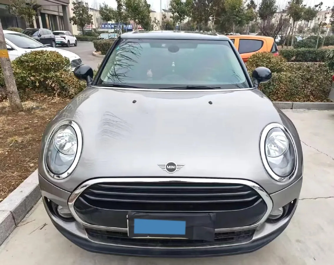 2016 MINI CLUBMAN 1.5T 136HP L3 6AT,autocango,china used car exporter,china ev exporter,chinese used car exporter,chinese used ev exporter