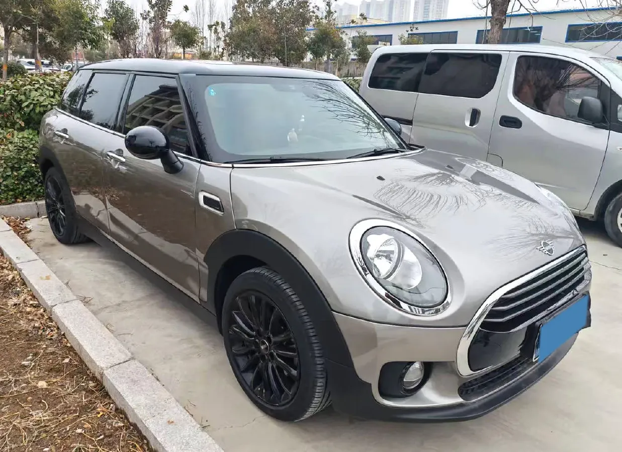 2016 MINI CLUBMAN 1.5T 136HP L3 6AT,autocango,china used car exporter,china ev exporter,chinese used car exporter,chinese used ev exporter