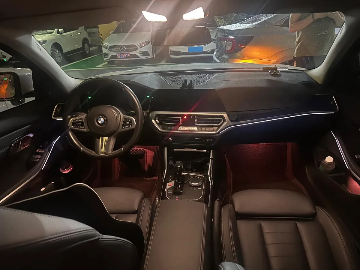 2020 BMW 3 Series 2.0T 184HP L4 8AT,autocango,china used car exporter,china ev exporter,chinese used car exporter,chinese used ev exporter