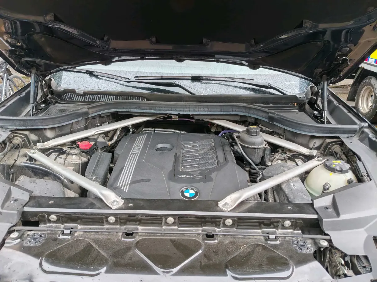 2022 BMW X5 3.0T 333HP L6 8AT,autocango,china used car exporter,china ev exporter,chinese used car exporter,chinese used ev exporter