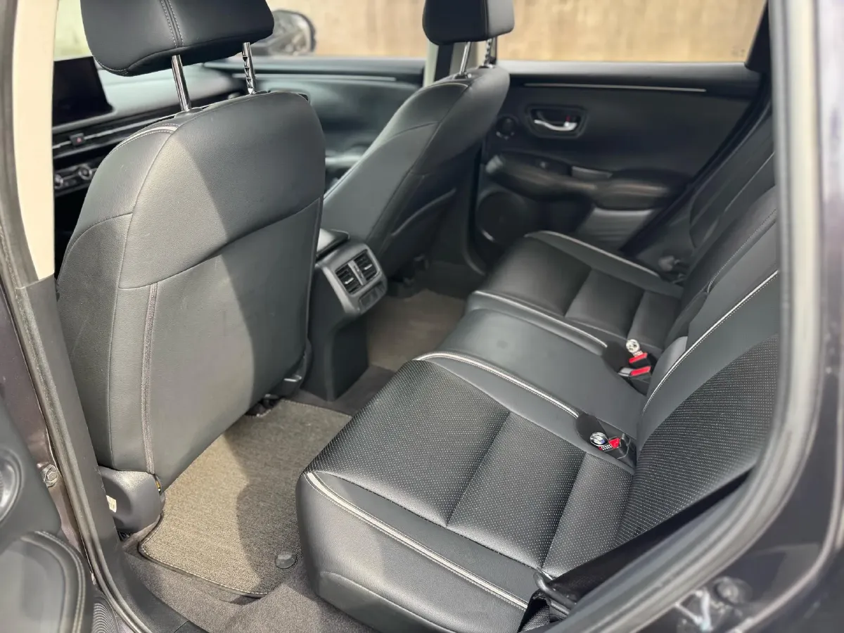 2023 Honda ZR-V 1.5T 182HP L4 CVT,autocango,china used car exporter,china ev exporter,chinese used car exporter,chinese used ev exporter