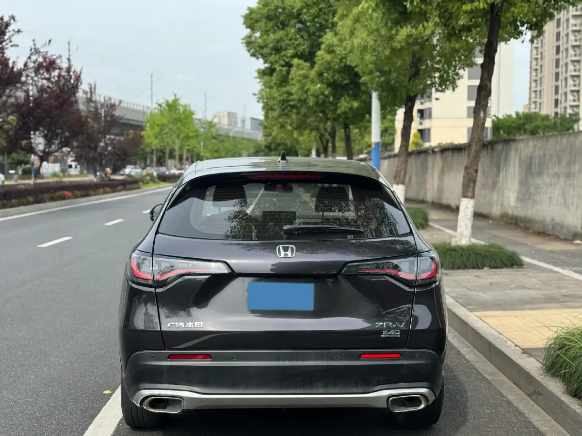 2023 Honda ZR-V 1.5T 182HP L4 CVT,autocango,china used car exporter,china ev exporter,chinese used car exporter,chinese used ev exporter