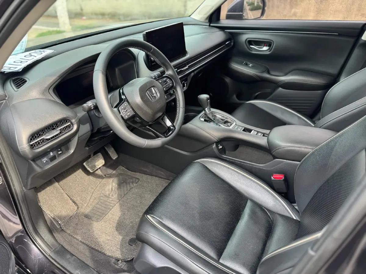 2023 Honda ZR-V 1.5T 182HP L4 CVT,autocango,china used car exporter,china ev exporter,chinese used car exporter,chinese used ev exporter