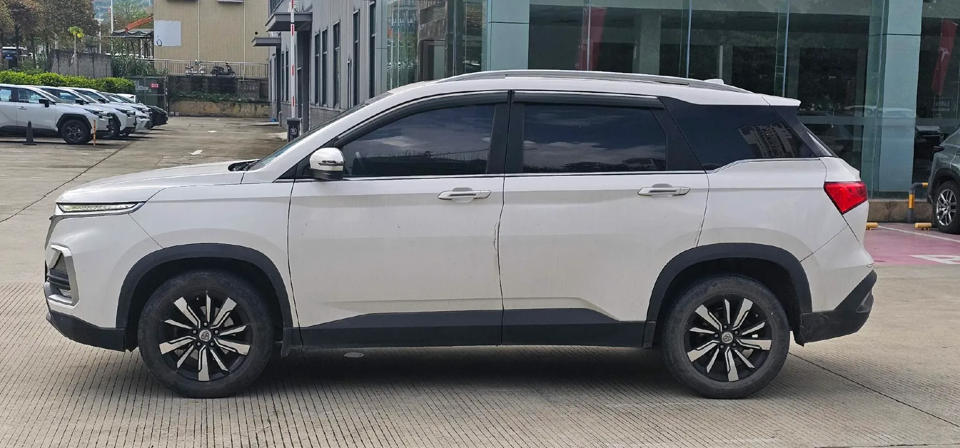 2018 BaoJun 530 1.5T 150HP L4 6MT,autocango,china used car exporter,china ev exporter,chinese used car exporter,chinese used ev exporter