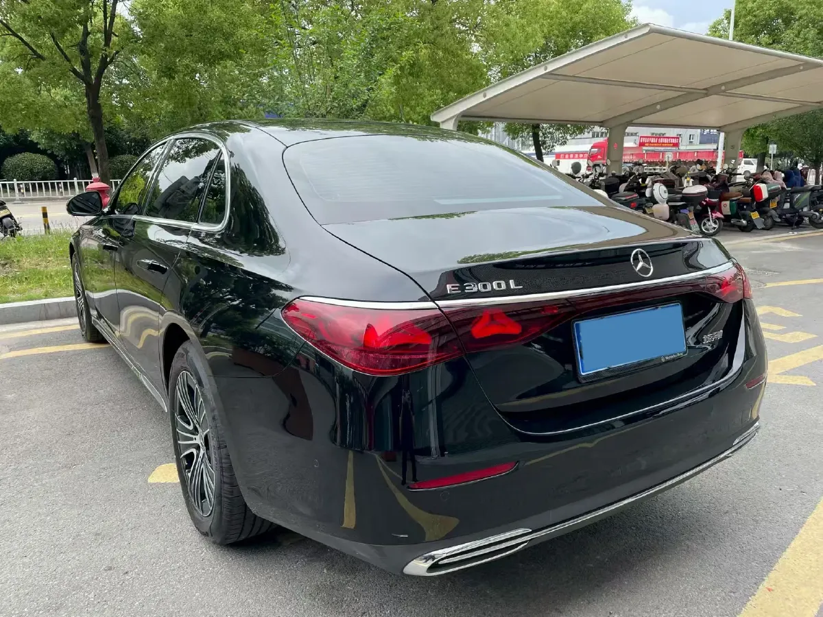 2026 Mercedes-Benz E Class 2.0T 204HP L4 9AT,autocango,china used car exporter,china ev exporter,chinese used car exporter,chinese used ev exporter