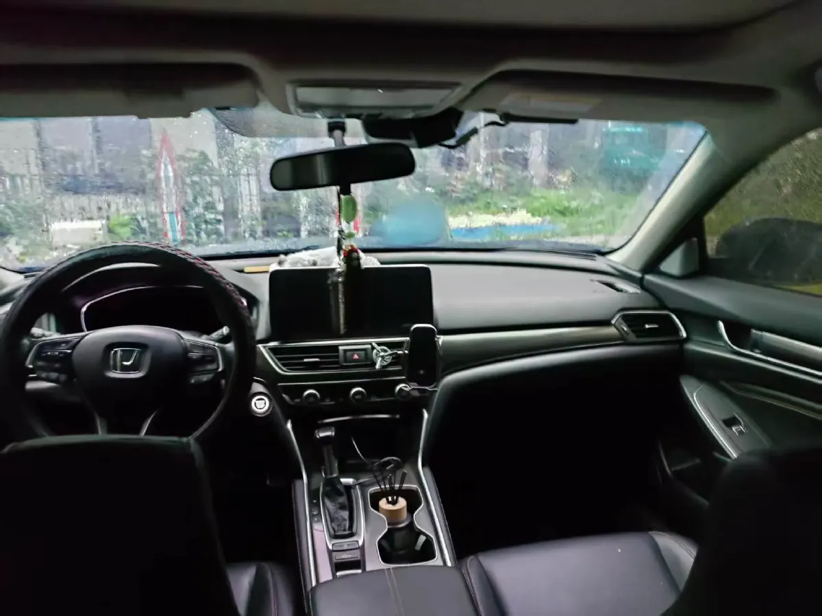 2022 Honda Accord 1.5T 194HP L4 CVT,autocango,china used car exporter,china ev exporter,chinese used car exporter,chinese used ev exporter