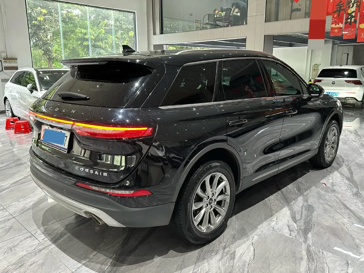 2021 Lincoln Corsair 2.0T 245HP L4 8AT,autocango,china used car exporter,china ev exporter,chinese used car exporter,chinese used ev exporter