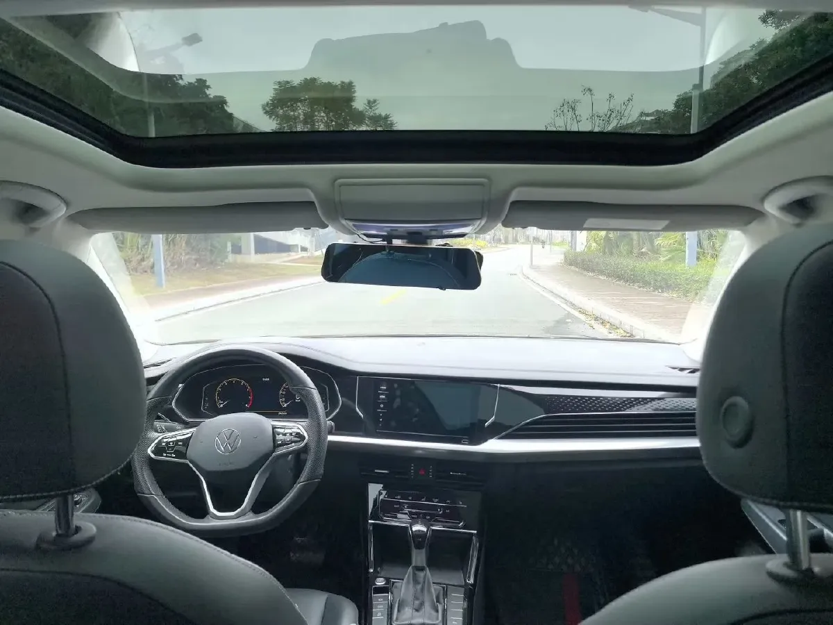 2023 Volkswagen Passat 2.0T 186HP L4 7DCT,autocango,china used car exporter,china ev exporter,chinese used car exporter,chinese used ev exporter