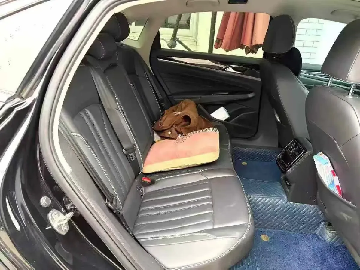 2023 Volkswagen Passat 2.0T 186HP L4 7DCT,autocango,china used car exporter,china ev exporter,chinese used car exporter,chinese used ev exporter