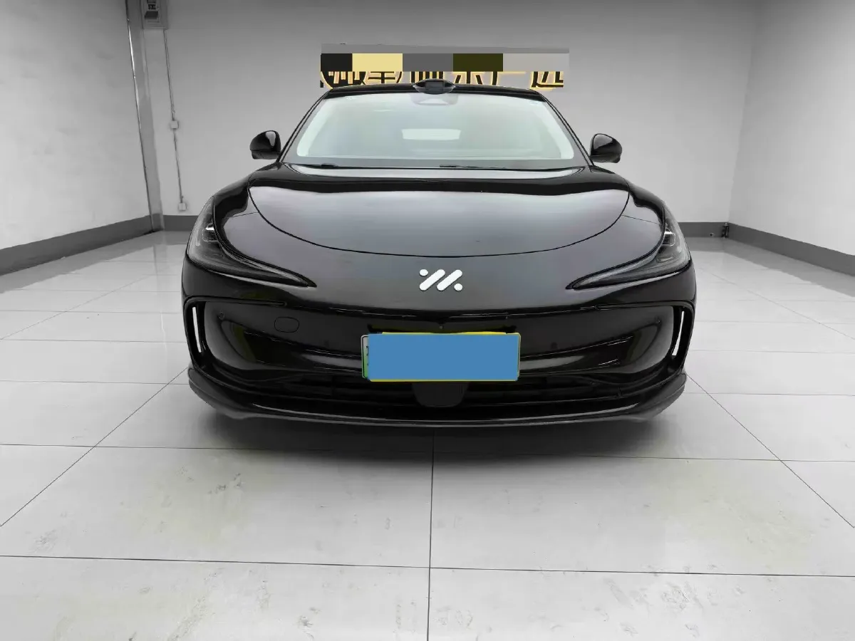 2024 IM L6 BEV 75KWH,autocango,china used car exporter,china ev exporter,chinese used car exporter,chinese used ev exporter