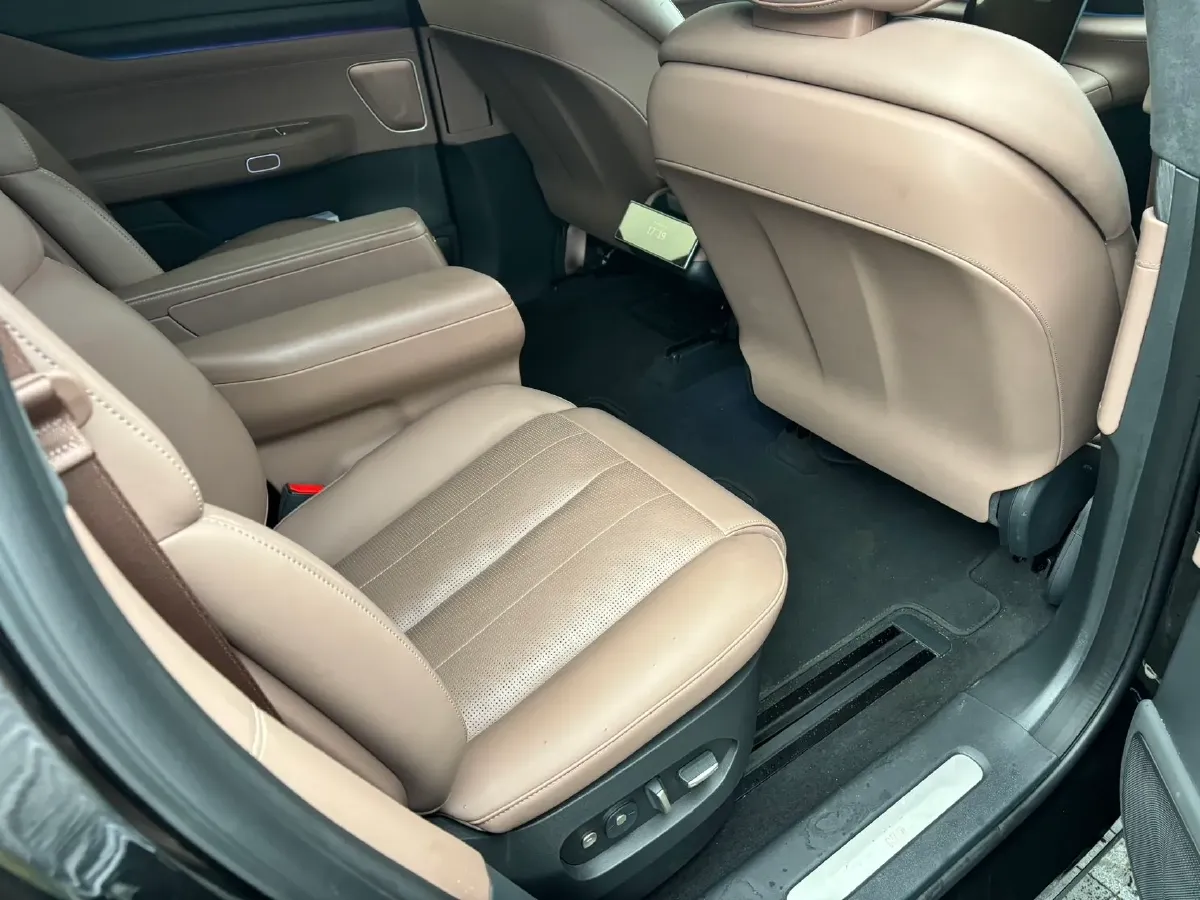 2024 NIO ES8 BEV 75KWH,autocango,china used car exporter,china ev exporter,chinese used car exporter,chinese used ev exporter
