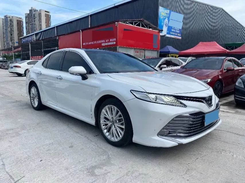 2019 Toyota Camry 2.5L 209HP L4 8AT,autocango,china used car exporter,china ev exporter,chinese used car exporter,chinese used ev exporter