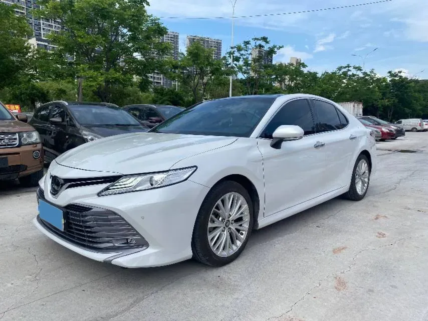 2019 Toyota Camry 2.5L 209HP L4 8AT,autocango,china used car exporter,china ev exporter,chinese used car exporter,chinese used ev exporter