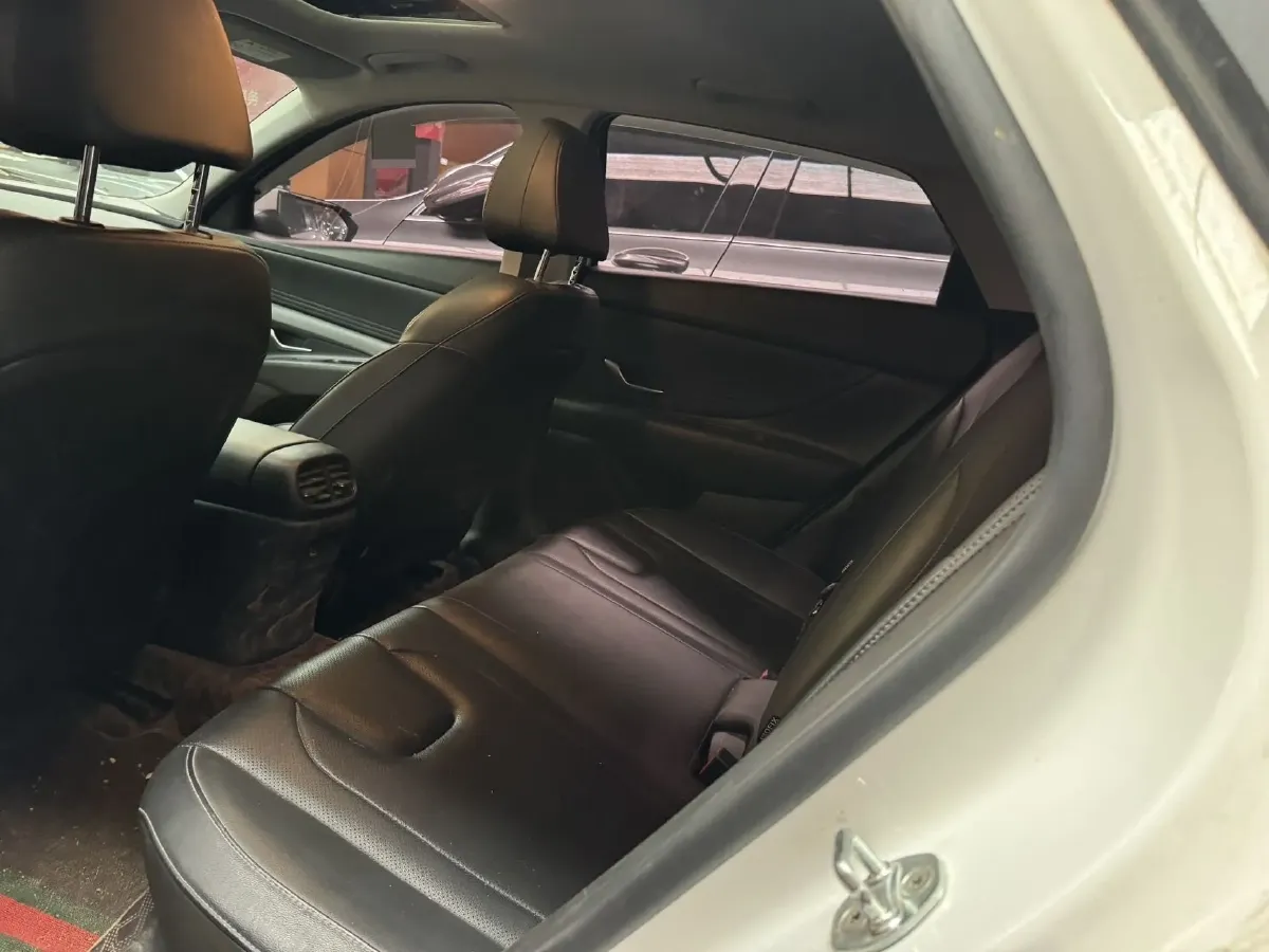 2022 Hyundai Elantra 1.5L 115HP L4 CVT,autocango,china used car exporter,china ev exporter,chinese used car exporter,chinese used ev exporter