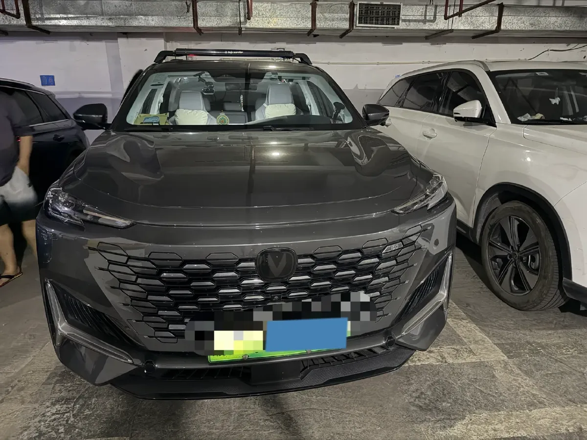 2023 ChangAn UNI-K iDD 1.5T 170HP L4 6TCT PHEV 28.39KWH,autocango,china used car exporter,china ev exporter,chinese used car exporter,chinese used ev exporter
